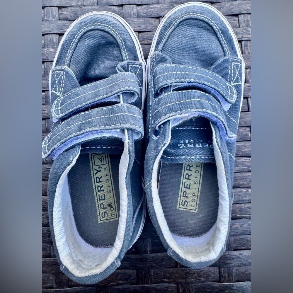Sperry Shoes - Picture 4 of 5